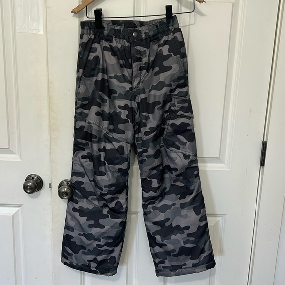 Faded Glory camouflage Snow Pants size LARGE 10-12 black gray elastic waist - Picture 1 of 6